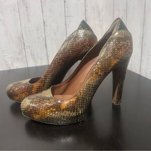 Donald J Pliner Snakeskin Style 5” Leather Pumps Size 8.5M Made in Italy